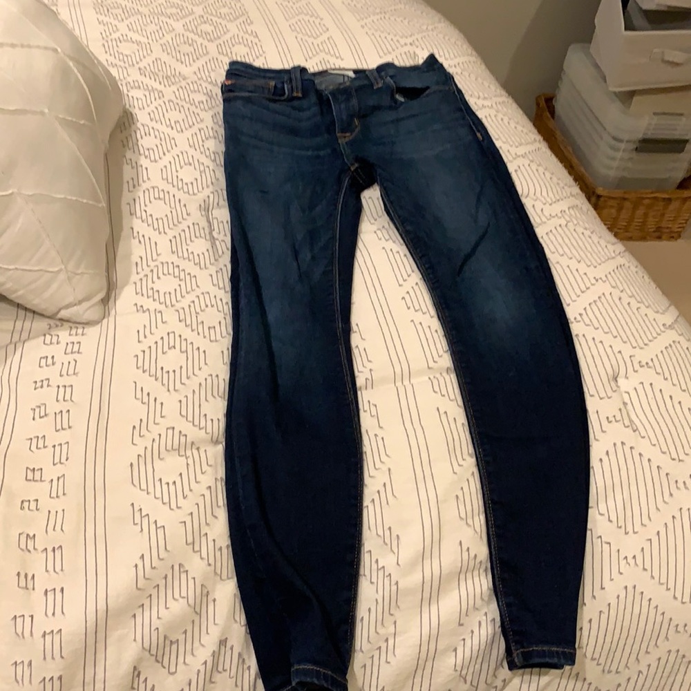 Natalie Hudson skinny jeans